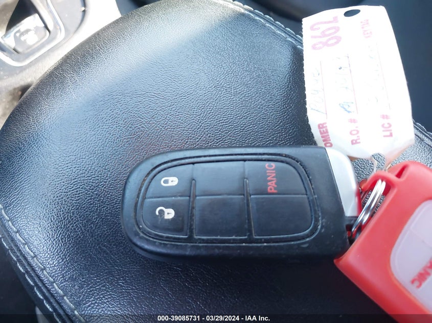 VIN 1C4PJMLB3KD185527 2019 JEEP CHEROKEE LATITUDE PLUS 4X4