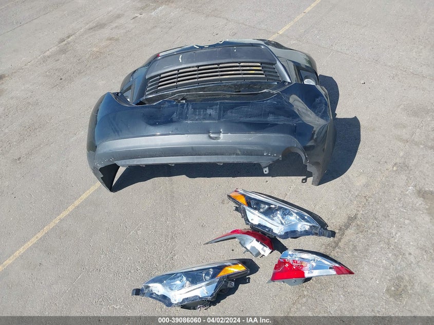 2014 TOYOTA COROLLA LE PLUS - 5YFBURHE1EP160385