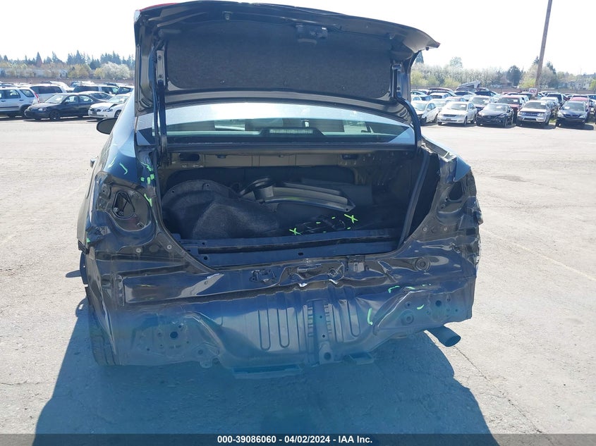 2014 TOYOTA COROLLA LE PLUS - 5YFBURHE1EP160385