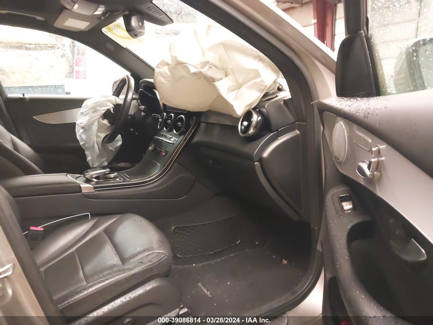 2019 Mercedes-Benz Glc 300 4Matic VIN: WDC0G4KB9KF671565 Lot: 39086814