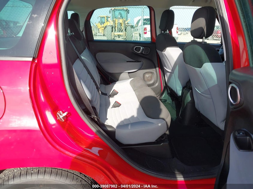 2014 FIAT 500L EASY - ZFBCFABH1EZ027301