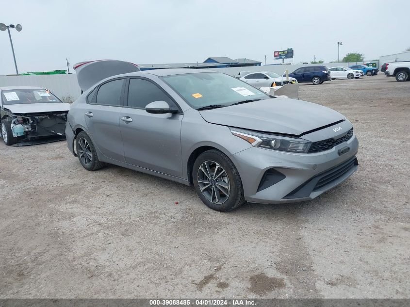 3KPF24ADXPE684960 2023 KIA FORTE - Image 1