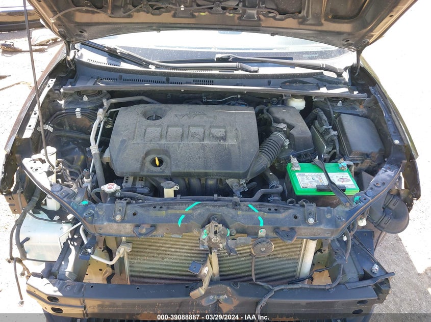 2018 TOYOTA COROLLA SE - 5YFBURHE8JP786963