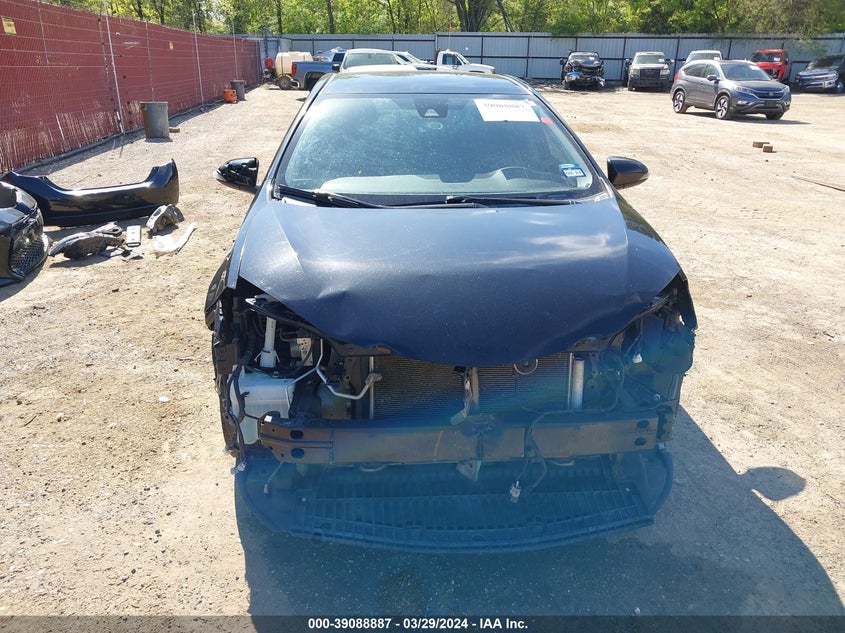 2018 TOYOTA COROLLA SE - 5YFBURHE8JP786963