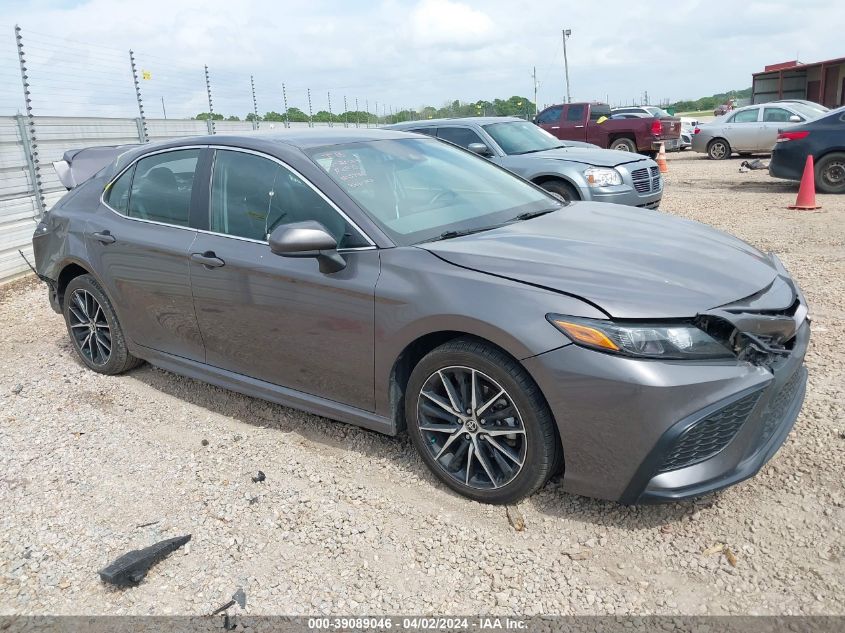 TOYOTA CAMRY SE 2021