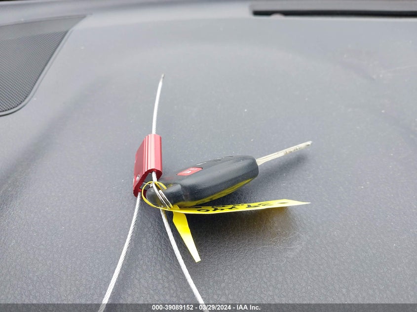 2014 TOYOTA RAV4 XLE - 2T3WFREV0EW095065