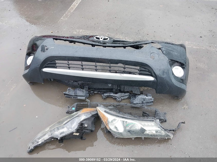 2014 TOYOTA RAV4 XLE - 2T3WFREV0EW095065