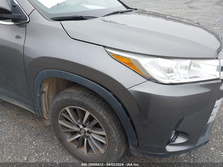 2019 TOYOTA HIGHLANDER VIN: 5TDJZRFH3KS735731
