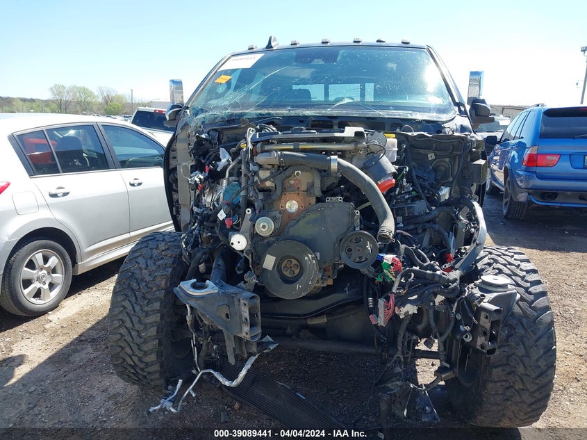 2019 RAM 2500 LIMITED MEGA CAB 4X4 6'4 BOX - 3C6UR5TL9KG622855