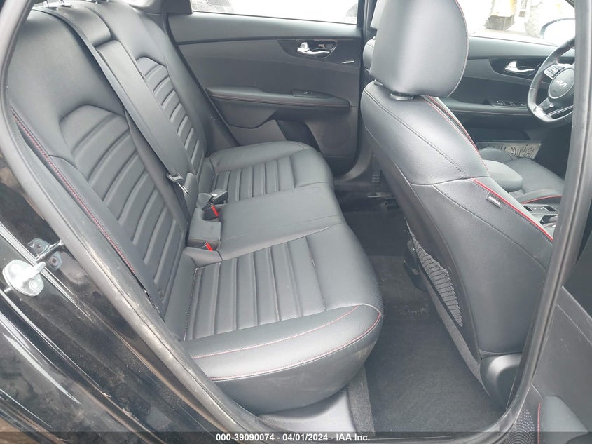 VIN 3KPF44AC7PE640187 2023 KIA FORTE GT