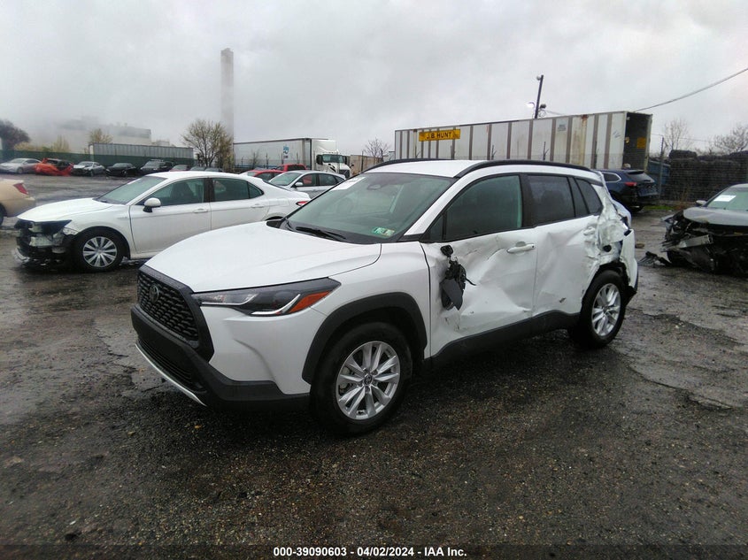 2023 Toyota Corolla Cross Le VIN: 7MUCAABG4PV076229 Lot: 39090603