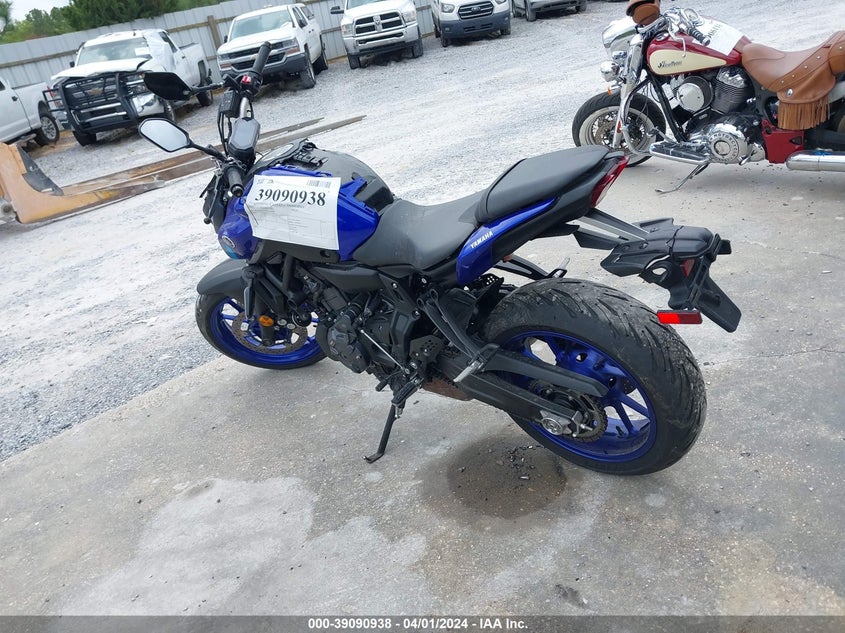 VIN JYARM32E2NA006188 2022 YAMAHA MT07