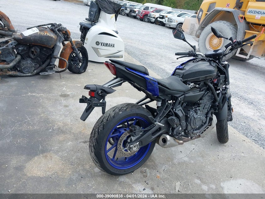 VIN JYARM32E2NA006188 2022 YAMAHA MT07
