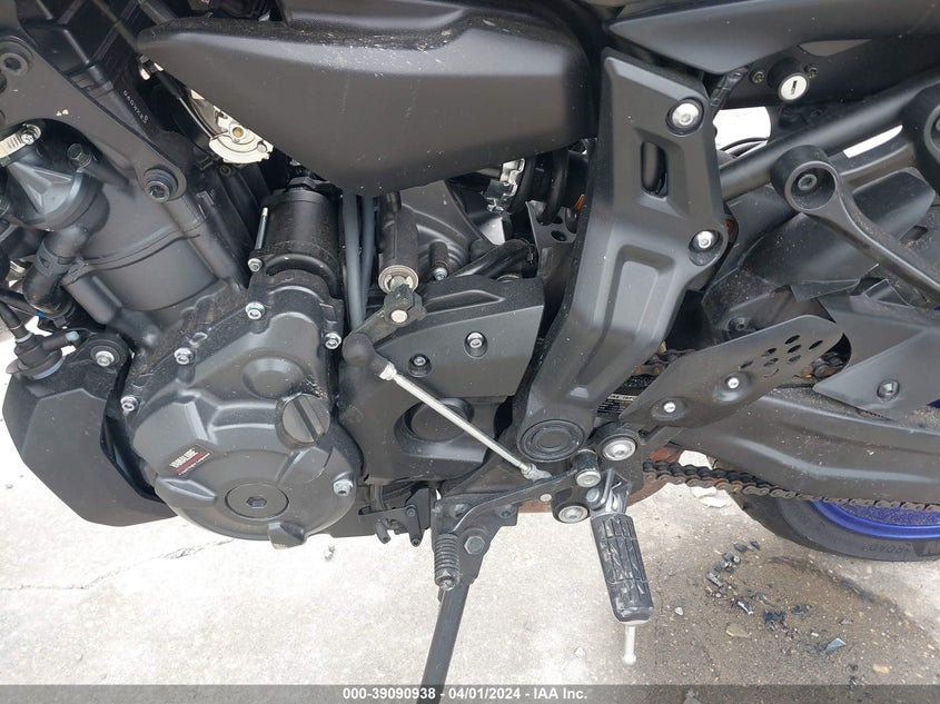 VIN JYARM32E2NA006188 2022 YAMAHA MT07