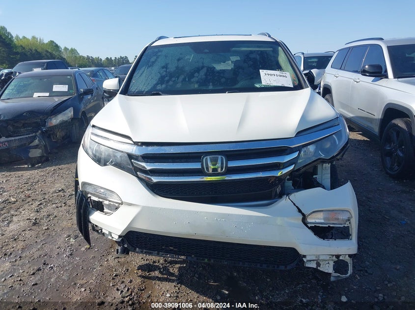 2017 HONDA PILOT TOURING - 5FNYF6H91HB049695