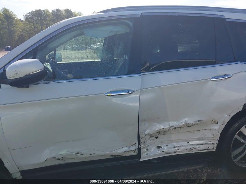 2017 HONDA PILOT TOURING - 5FNYF6H91HB049695