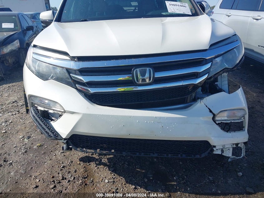 2017 HONDA PILOT TOURING - 5FNYF6H91HB049695