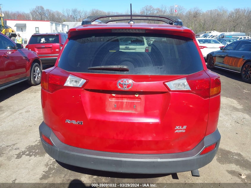 2015 TOYOTA RAV4 XLE - JTMRFREV0FD104388