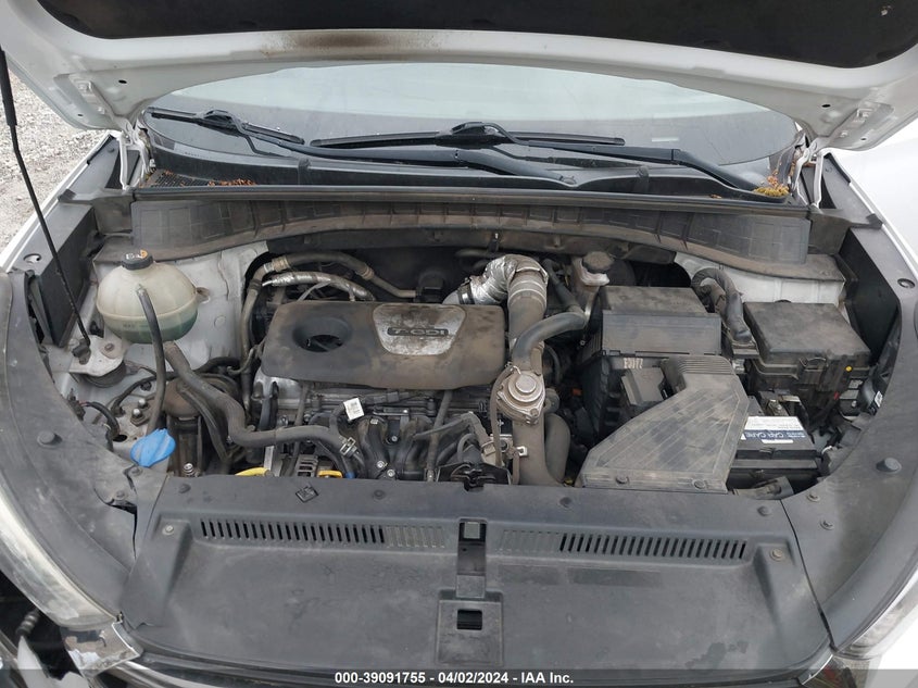 2016 HYUNDAI TUCSON LIMITED/SPORT AND ECO/SE - KM8J33A24GU112506