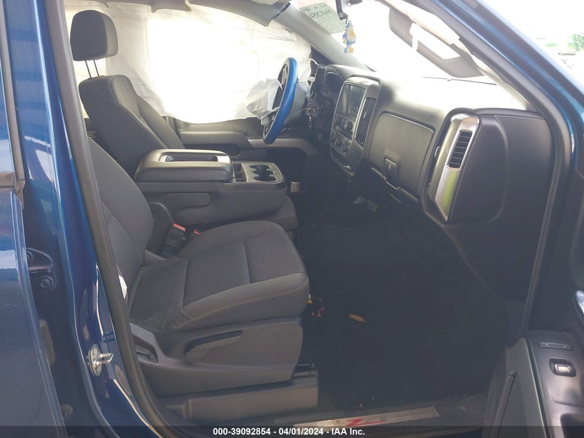 2016 CHEVROLET SILVERADO 1500 K1500 LT - 3GCUKREC8GG379693