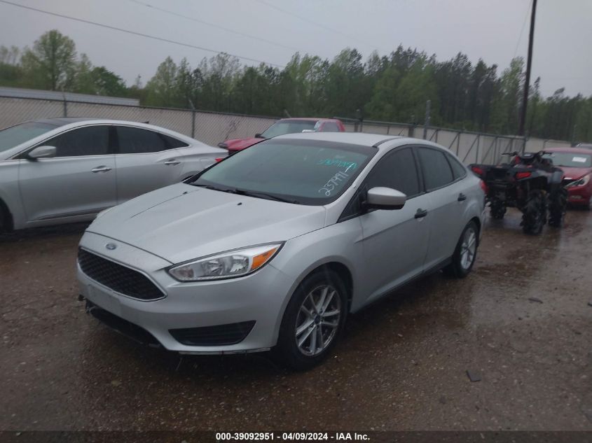 2018 Ford Focus Se VIN: 1FADP3F22JL237991 Lot: 39092951