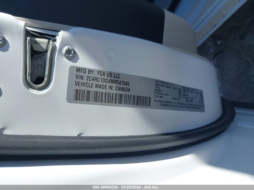 VIN 2C4RC1DG4MR547666 2021 CHRYSLER VOYAGER LXI