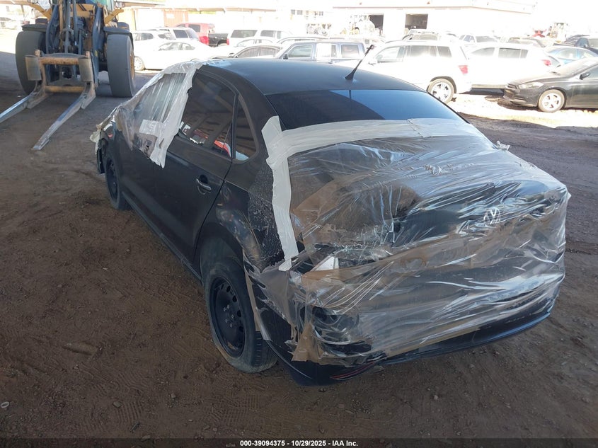 Vin: mex51260xkt039564, lot: 39578396, volkswagen vento 20193