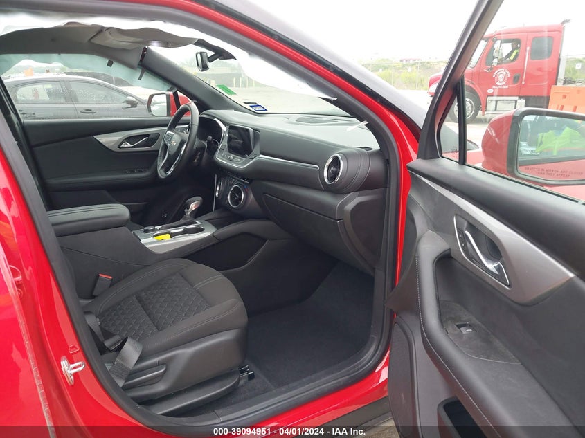 VIN 3GNKBBRA2MS516490 2021 CHEVROLET BLAZER 1LT