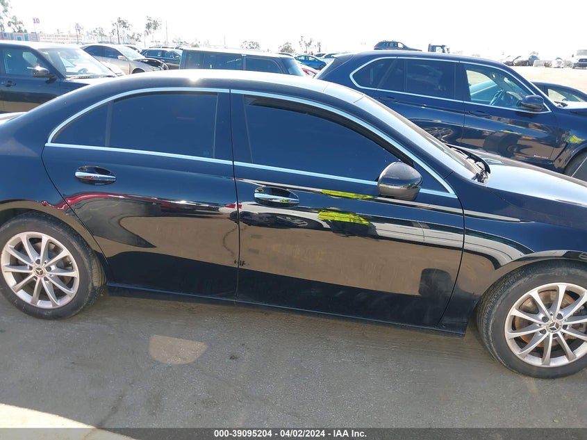 2021 MERCEDES-BENZ A 220 VIN: W1K3G4EB8MJ288219