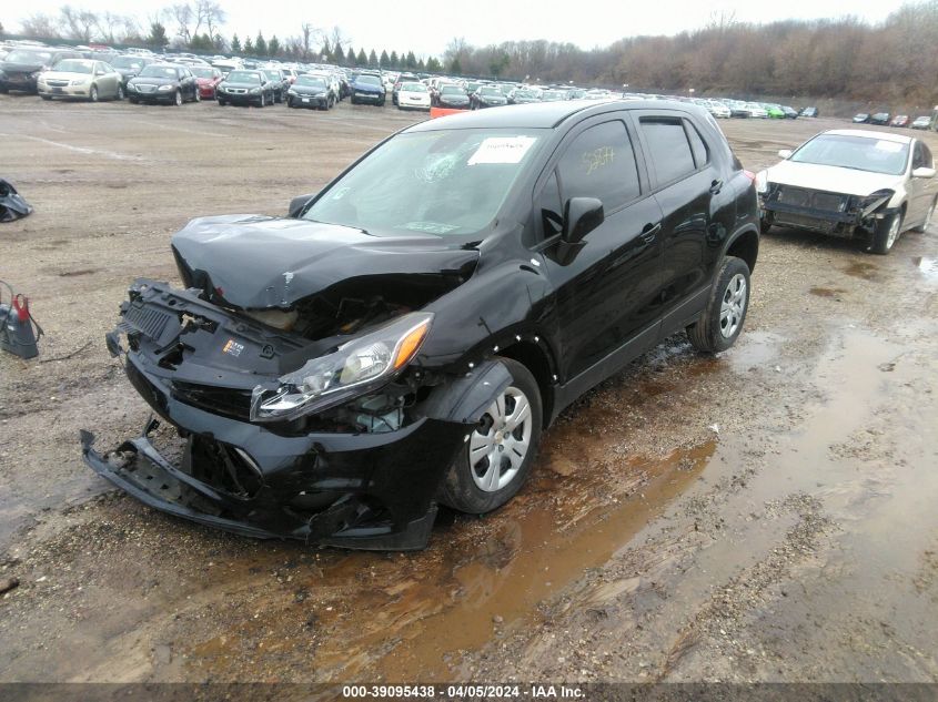 3GNCJKSB0JL205561 2018 Chevrolet Trax Ls