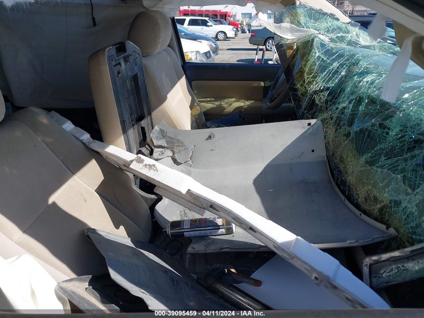 2008 Toyota Sequoia Sr5 5.7L V8 VIN: 5TDZY64A28S012035 Lot: 39095459