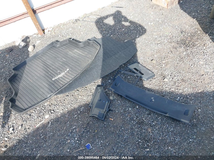 2015 TOYOTA COROLLA L/LE/LE PLS/PRM/S/S PLS - 2T1BURHE6FC434889