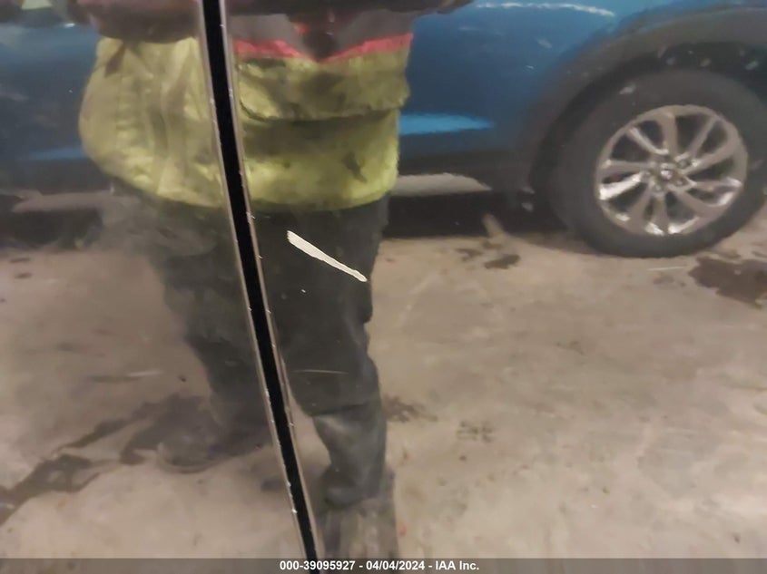 VIN 5N1AT2MV5JC775452 2018 NISSAN ROGUE SV