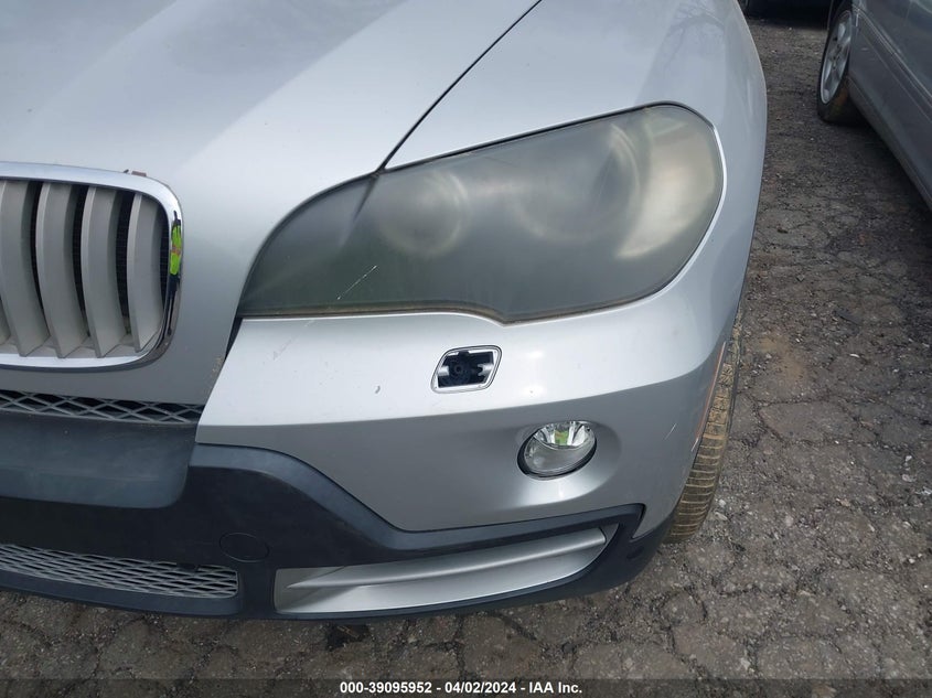 2009 BMW X5 xDrive48I VIN: 5UXFE83589L171073 Lot: 39095952