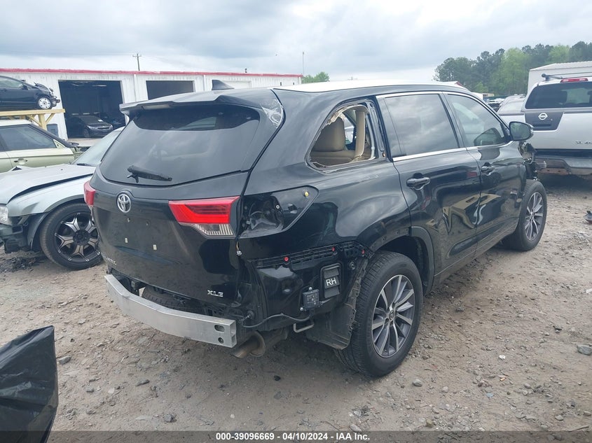 2018 TOYOTA HIGHLANDER VIN: 5TDKZRFH7JS534546