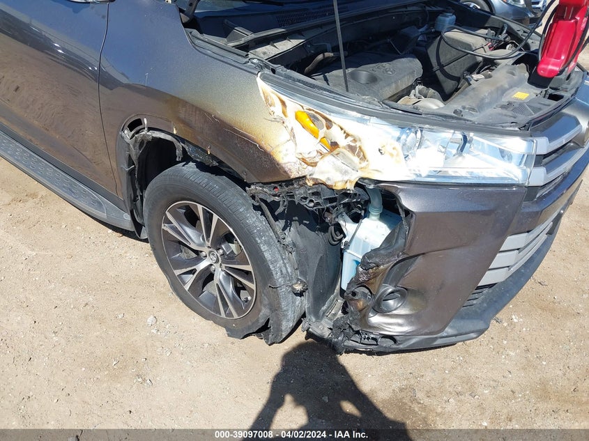 2019 TOYOTA HIGHLANDER VIN: 5TDZARFH7KS047743