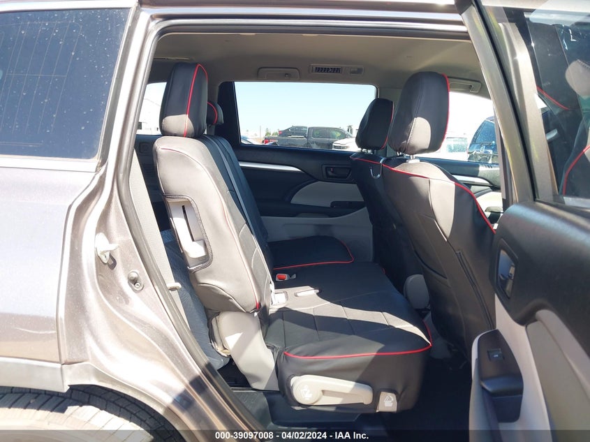 2019 TOYOTA HIGHLANDER VIN: 5TDZARFH7KS047743