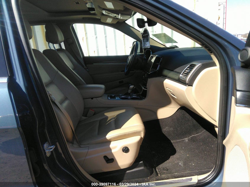 VIN 1C4RJFBG9LC148667 2020 JEEP GRAND CHEROKEE LIMITED 4X4