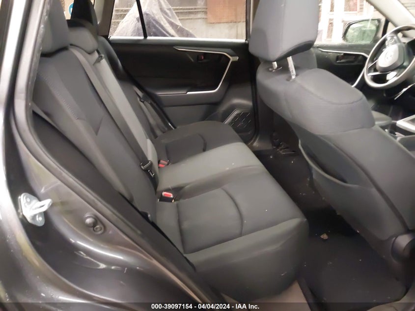 2019 TOYOTA RAV4 LE - JTMF1RFVXKJ012345