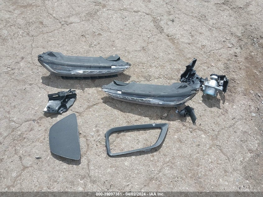 2021 HYUNDAI KONA SEL - KM8K22AA6MU612185