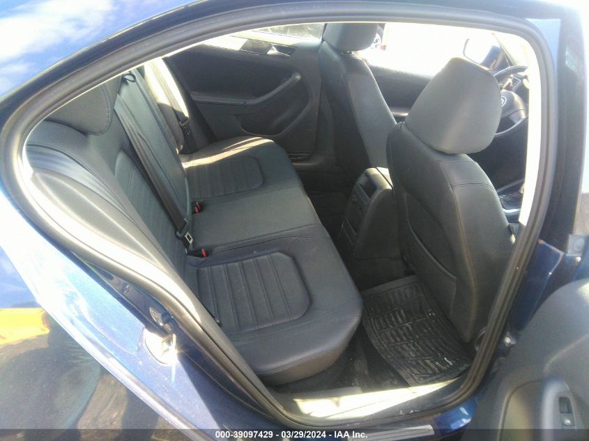 3VWLZ7AJ4BM017612 | 2011 VOLKSWAGEN JETTA