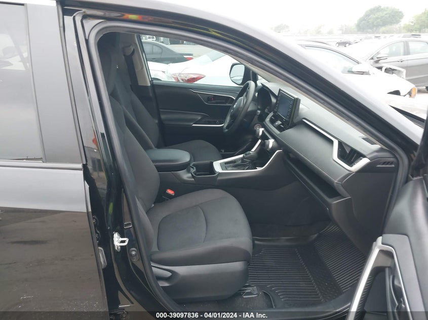 VIN 2T3H1RFV1NW205269 2022 TOYOTA RAV4 LE
