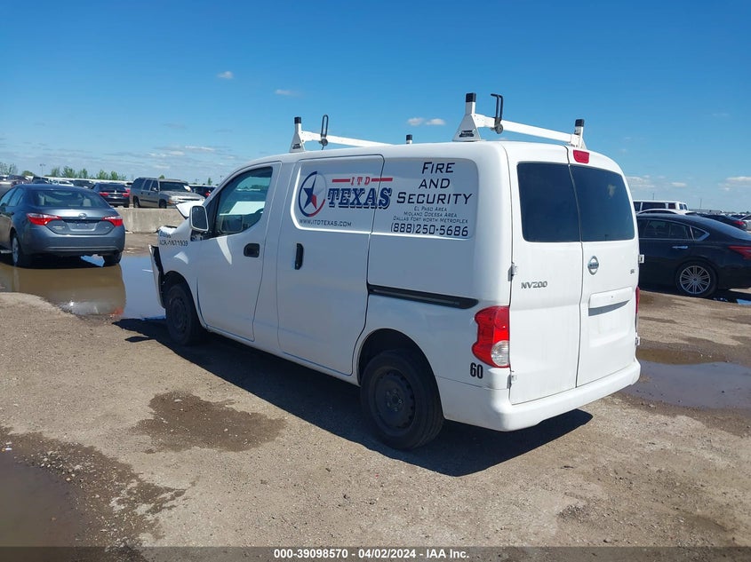 2017 NISSAN NV200 SV - 3N6CM0KN5HK706005