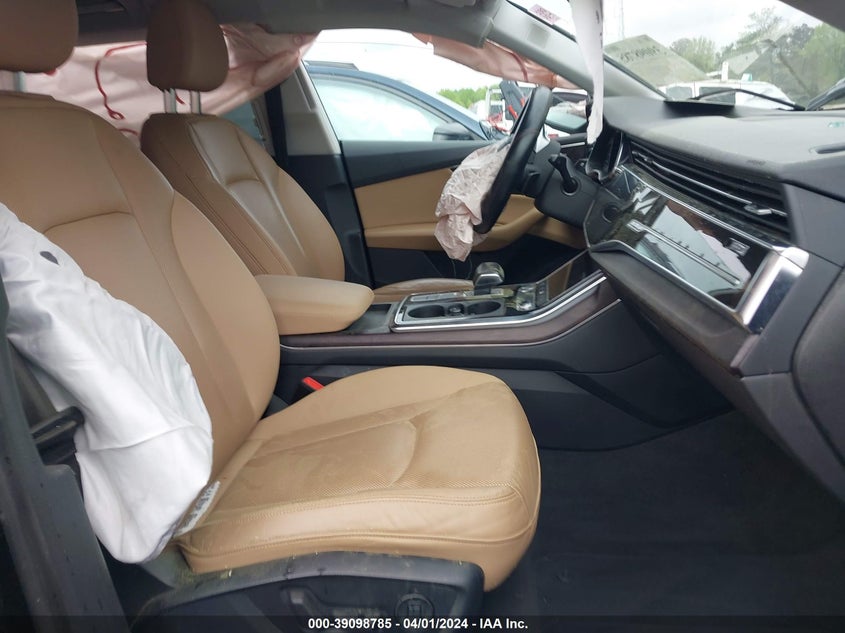 2019 AUDI Q8 auction photo 5