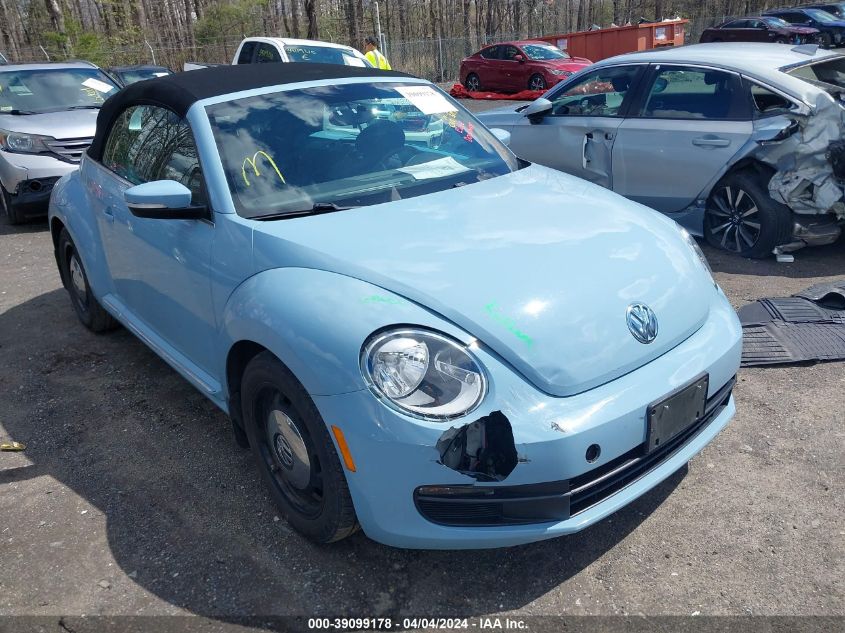 2013 Volkswagen Beetle 2.5L VIN: 3VW5P7AT3DM821449 Lot: 39099178