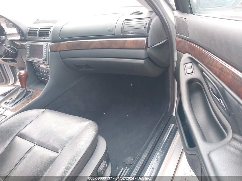 2001 BMW 740Il VIN: WBAGH834X1DP27822 Lot: 39099197