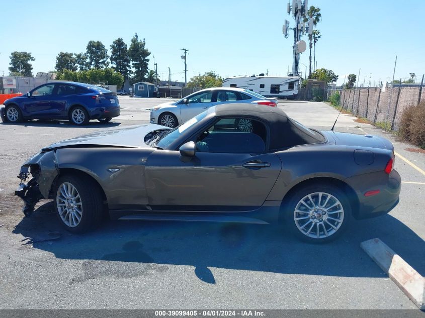 JC1NFAEK9H0106041 2017 Fiat 124 Spider Classica