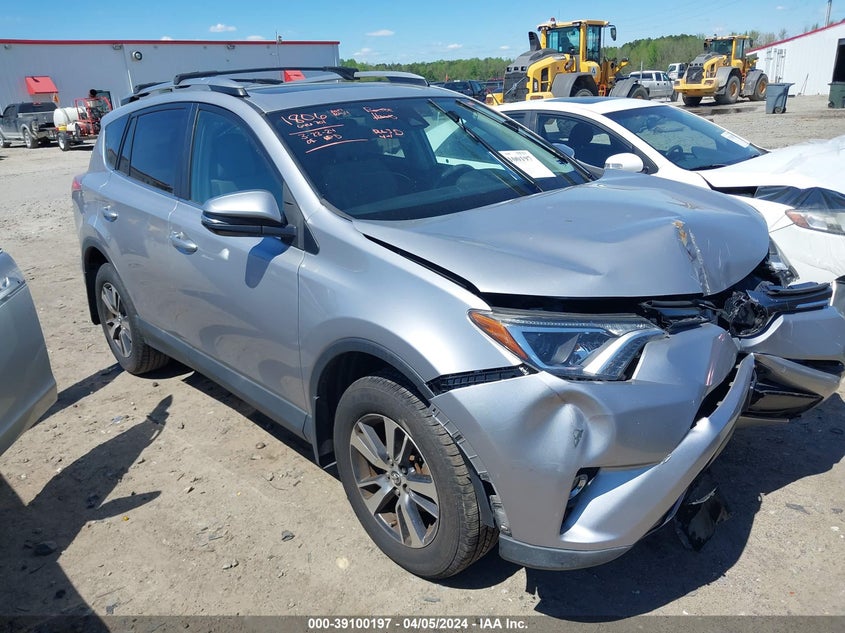 VIN 2T3RFREV6HW646701 2017 TOYOTA RAV4 XLE
