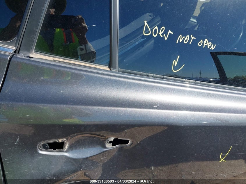 2015 TOYOTA RAV4 LE - JTMZFREV0FJ057283