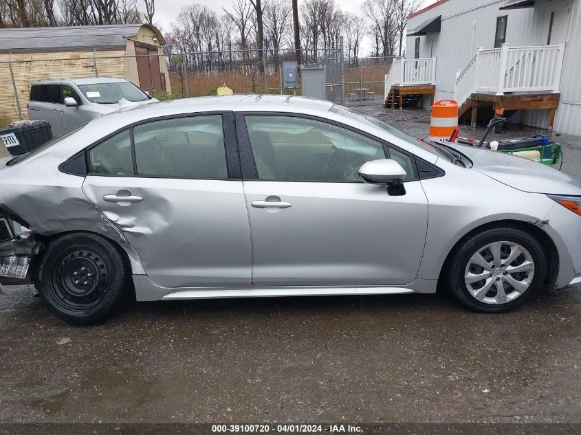 JTDEPMAE2NJ220065 2022 Toyota Corolla Le